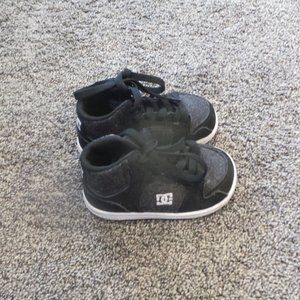 Dc shoes